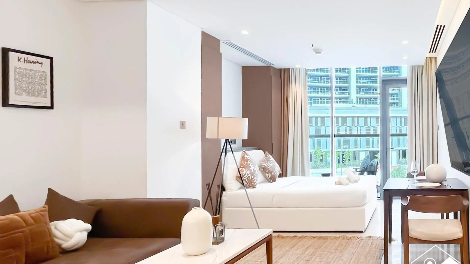 Sterling East Prime Location St In Business Bay Apartment Dubai